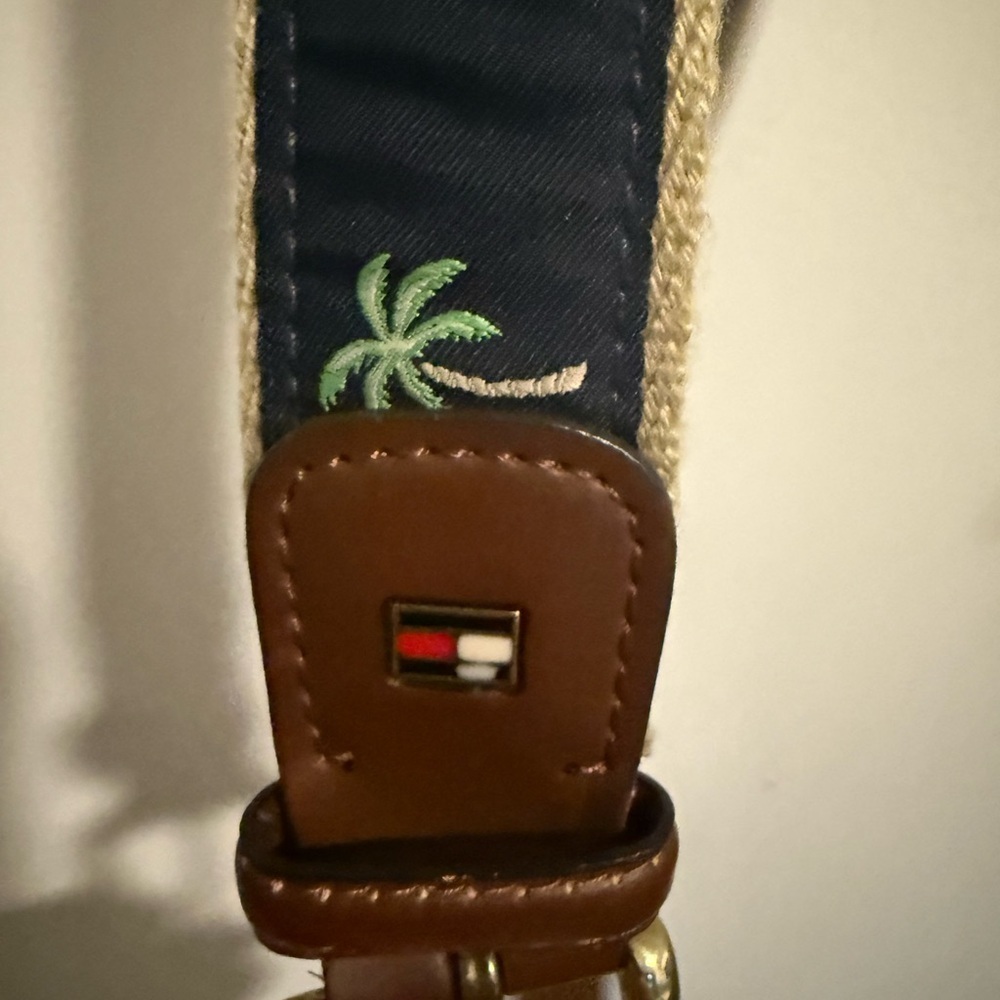 Tommy Hilfiger Palm Tree Embroidered Genuine Leather Belt - Picture 4 of 6